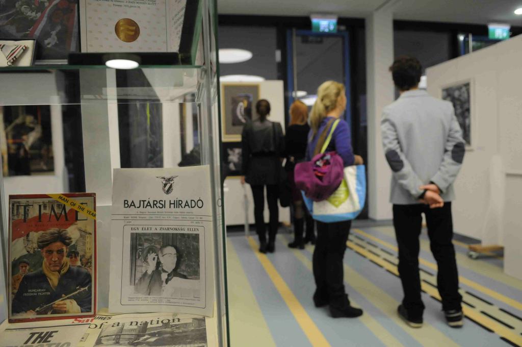 Kiállítás megnyitó 10.17.